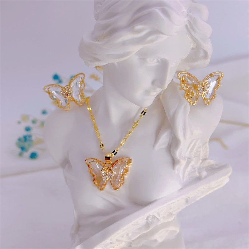 🥰ARETE MARIPOSA BRILLANTE🦋👉🌸 Brillo que perdura, elegancia que nunca pasa de moda.